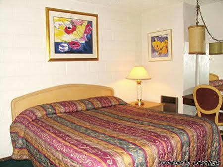 El Rancho Motel โลดิ ภายนอก รูปภาพ